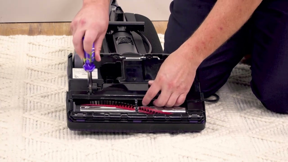 How to change the belt on Riccar R10 Supralite Vacuums Acevacuums